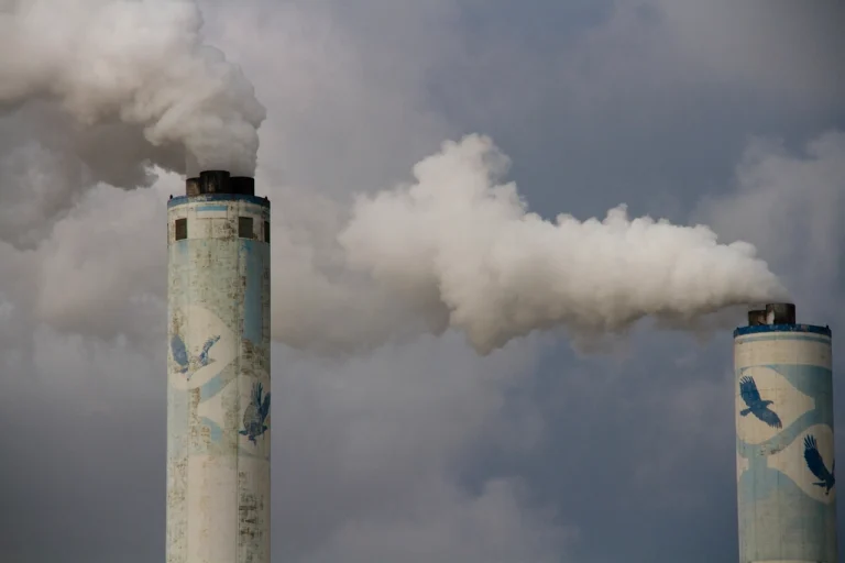 Mécanisme d'ajustement carbone aux frontières : l'Europe teste un outil inédit